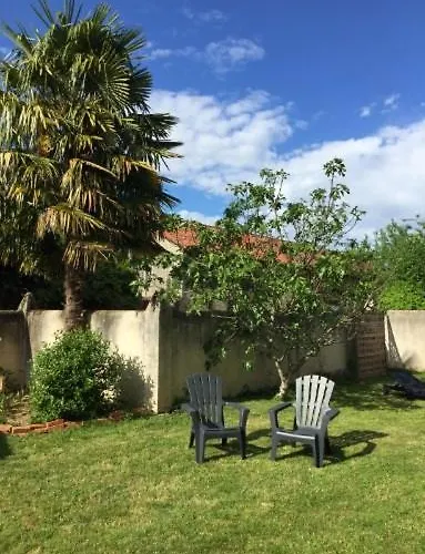 L'echappee Belle 住宿加早餐酒店 3*